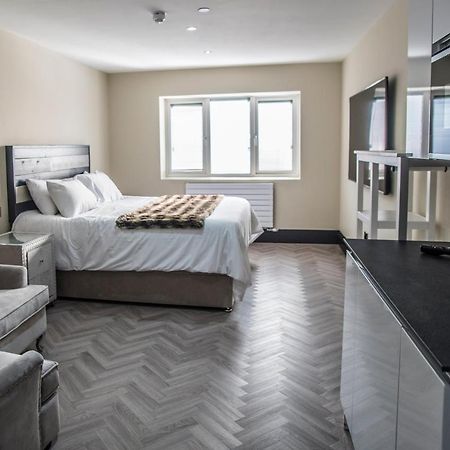 Hotel 21 Southport Bagian luar foto